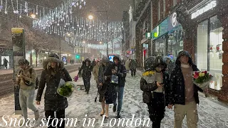 London SNOW Walk Finally Snowing Central London 2022 London Best Christmas Lights Tour In Snow 