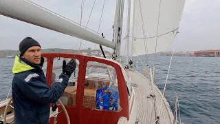 It’s Not Sand You’re Hitting It’s Hard Rock – Ep. 246 RAN Sailing