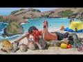 Download Lagu CAMPING BERDARAH ! BERBURU LOBSTER, IKAN MONSTER DI LAUT SELATAN MEMATIKAN, KAMERA MATI, BAKAR+MASAK