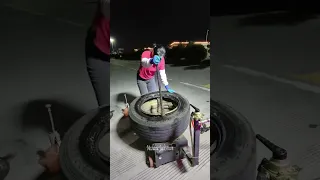 Truck Tire Replacement Outdoor Rescue!!!#mechanic #mechanicjack #truck #tire #replacement #outdoor