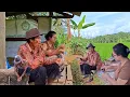 Lagu Hidup Di Desa Yang Penuh Dengan Kesederhanaan, Nemenin Si Aki Berkegiatan Di Sawah