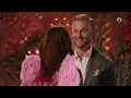 Download Lagu Glitterincidenten på röda mattan: “Jag tror han kommer skicka hem mig”  | Bachelor 2025 | TV4 Play