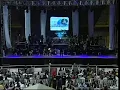 Juan Gabriel #no tengo dinero(Cali Colombia) miren como improvisa cuando le regalan un polo