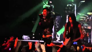 Download Black Veil Brides - I am Bulletproof [Live in Concert] MP3