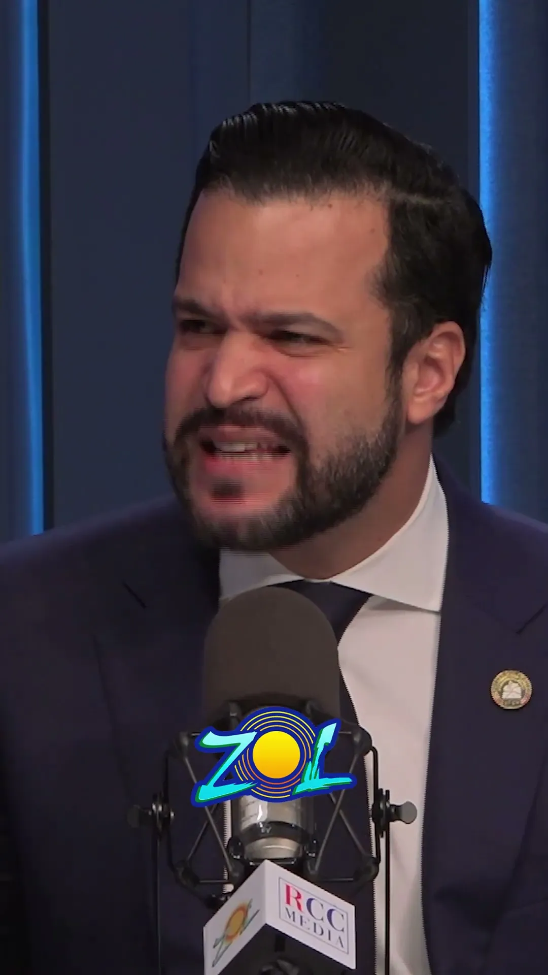 PRM: "AMARREN A SUS LOCOS"