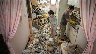 We Found Out a Young Woman Was Living Here With Her Cats