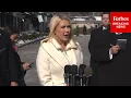 Lagu BREAKING NEWS: Karoline Leavitt Takes Questions From Reporters After Trump-Petro Meeting