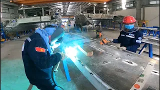 Ep 41 “How to weld a performance catamaran” argument