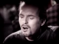 Download Lagu Miguel Bose - Si Tu No Vuelves (Video Oficial)
