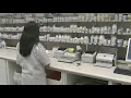 Nationwide shortage of pharmacists prompts chains to restrict pharmacy hours
