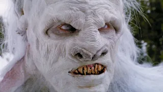طيارة وقعت فى غابه ثلجيه فيها وحش عملاق أكل للحوم البشر ملخص فيلم Yeti The Snow Demon 