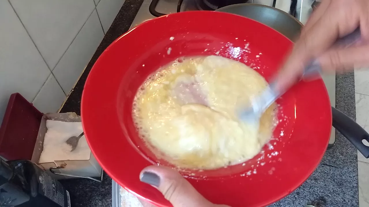 TAPIOCA COM OVO OU CREPIOCA