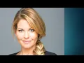 13 Sexy Photos of Candace Cameron Bure