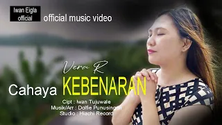Download Cahaya Kebenaran by Vera Lagu Rohani Terbaru 2021 || official music video || cover MP3