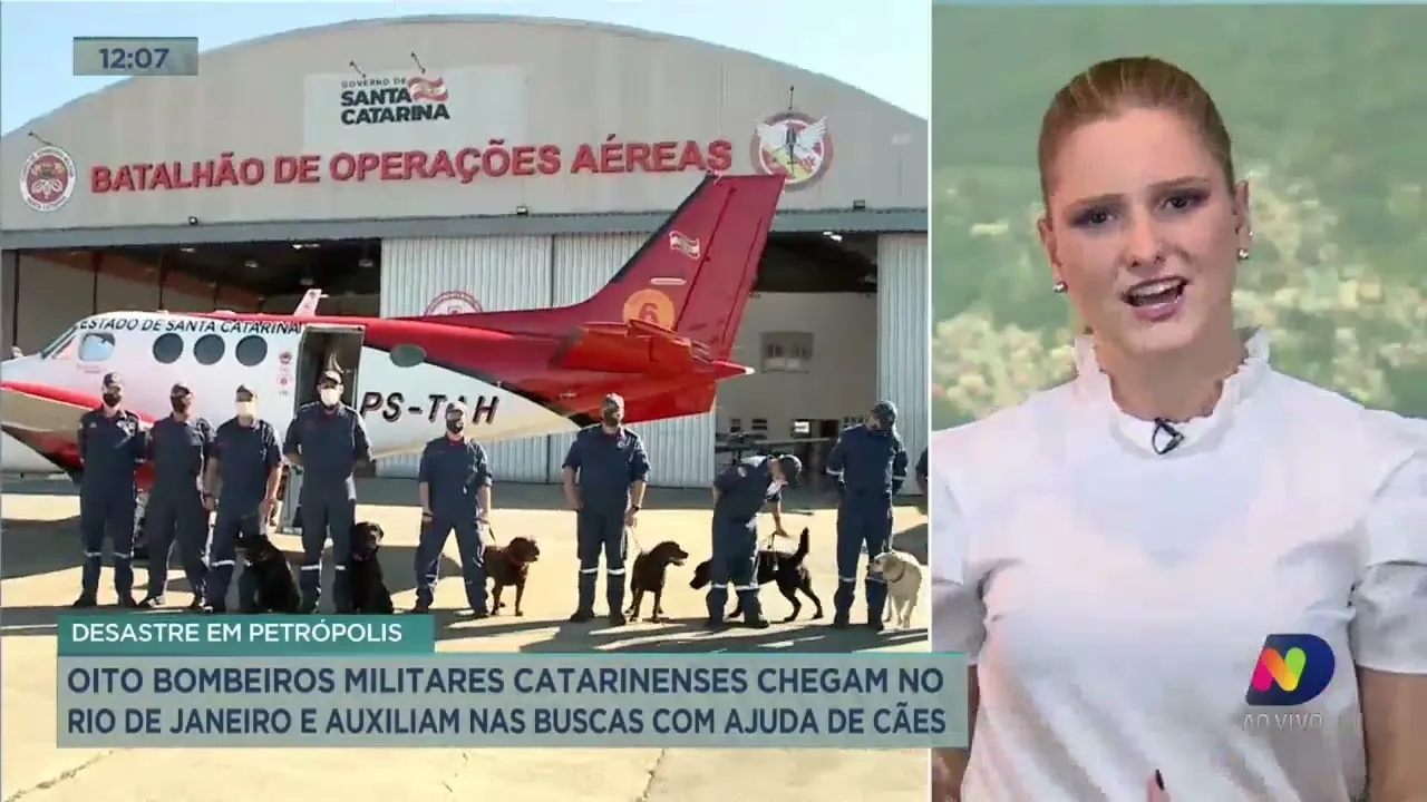 Oito bombeiros militares catarinenses chegam no Rio de Janeiro