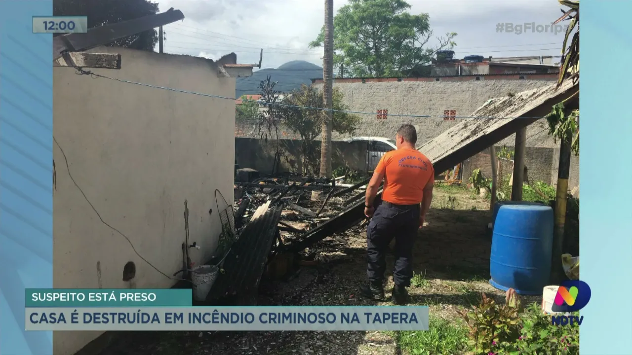 Casa é destruída em incêndio criminoso na Tapera