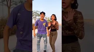 تيك توك علي اغنيه لون الخد كاستر         دندنها