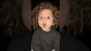 رسمت طفلة تجنن     اكسبلور  رسم                       رسمي دندنها