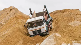 Classic Dump Trucks in Action | Geilenkirchen 2026