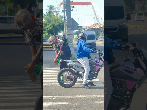 Es con las chanclas que le voy a dar