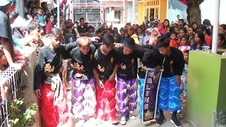 Download ATRAKSI KUNGFU (BENDRONG) II ANGLING BUANA GROUP II LIVE.DS.SUKAJAYA MP3