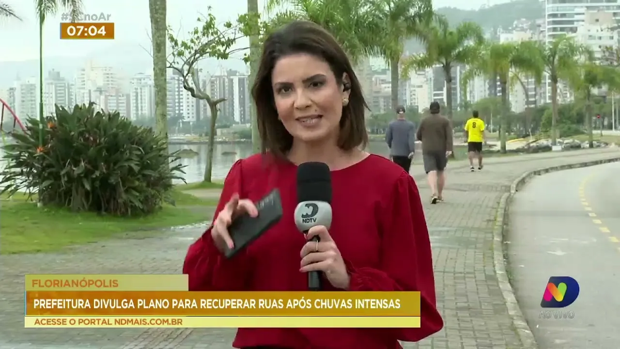 Florianópolis inicia plano de recuperação de ruas após chuva intensa