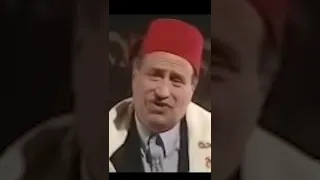 Shorts هي التي علمتني كيف أعشقها هي التي قد سقتني شهد رياها من أغنية قولوا لها أديب الدايخ 