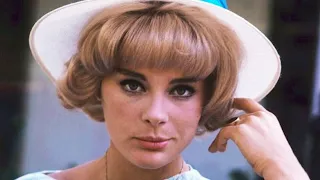 15 Sexy Photos of Elke Sommer