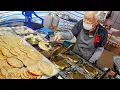 Lagu 하루 수천개 팔리는 호떡? 60년 전통! 줄서서 먹는 93세 백발 할아버지 왕호떡 / Korean pancake \