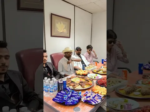 সৌদি আরবে কি খাবার খাচ্ছেন হিরো আলম #heroalom