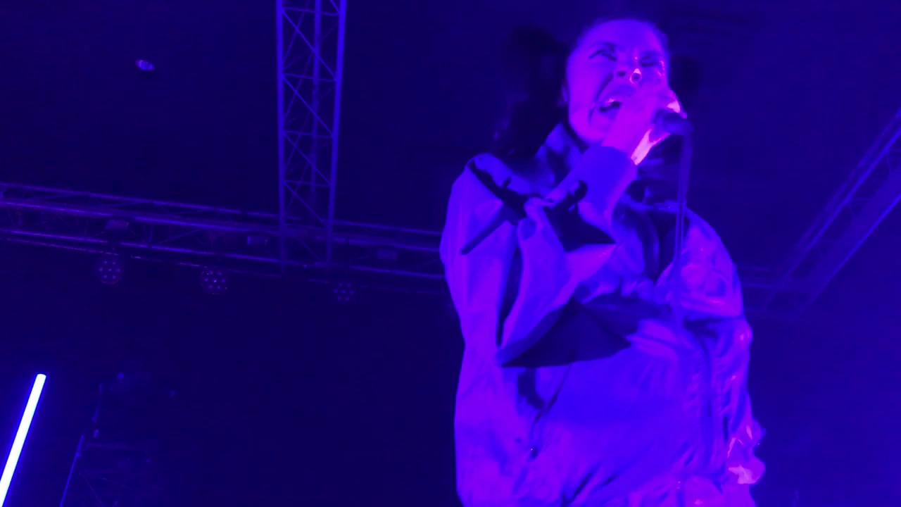 Bishop Briggs - Darkside [LIVE]