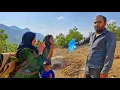 Download Lagu An incredible young man gifted land to a homeless mother and her children