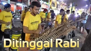 Download DITINGGAL RABI - Versi NEW BANESA Angklung Malioboro (Pengamen Jogja) NDX AKA Via Vallen SERA MP3