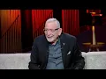 لوحة شرفية.. المجري يستعرض صور لنجوم وأبطال القلعة الحمراء