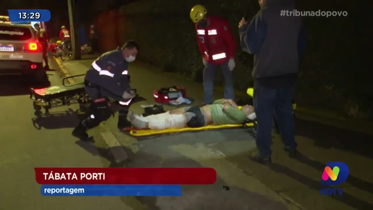 Homens ficam feridos após acidente entre moto e bicicleta no bairro Boa Vista