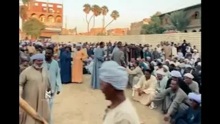 خسارة الحر لو داسه الزمن ورماه    تراث وعادات الصعايده ف لعبة التحطيب   دندنها