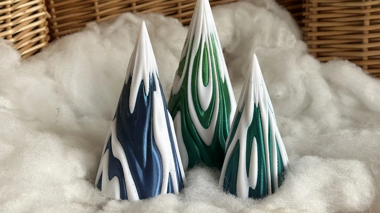Snowy Lawren Trees - Large