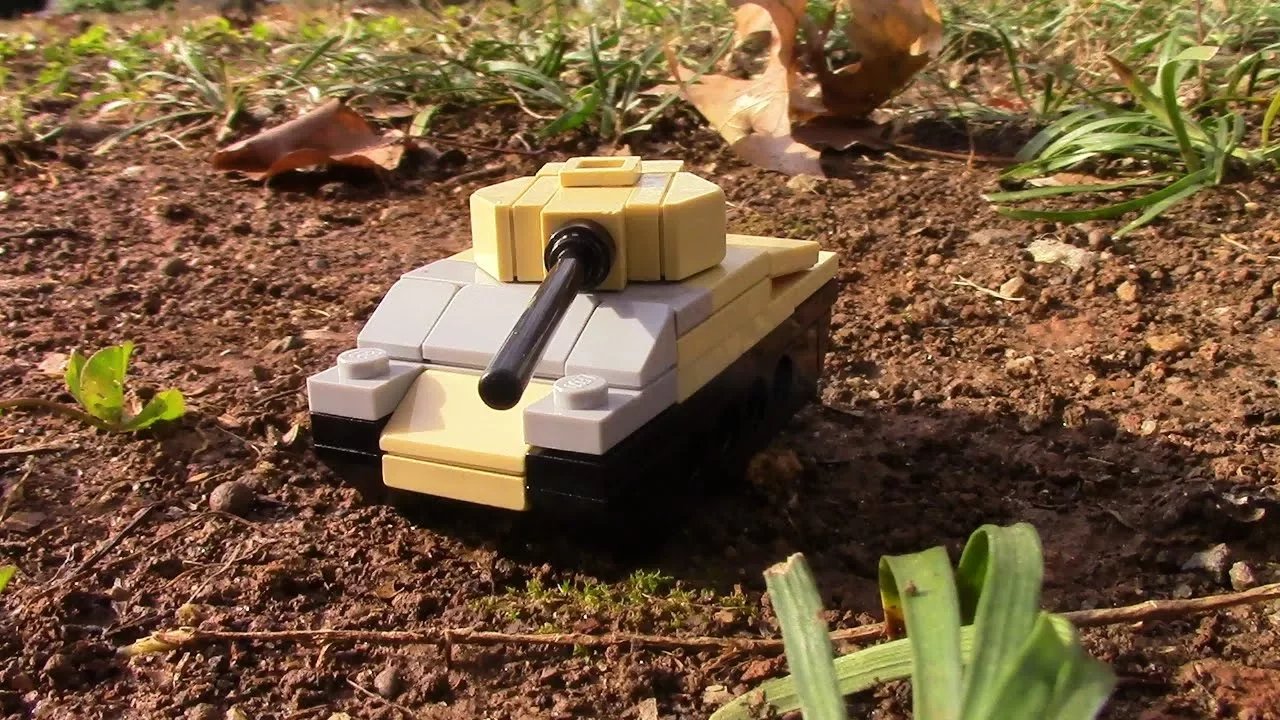 Instructions to build a LEGO Micro tank. A great tutorial for LEGO Military fans who want to build a. 