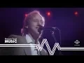 Lagu Mark Knopfler - Money For Nothing (The Prince's Trust Rock Gala 1988)