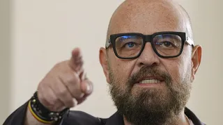 Bijuterii din oțel, vândute la preț de aur. Ce a descoperit Piedone la Iulius Mall, din Iași