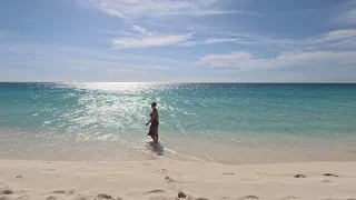 Aruba. Imagine, freediving friends and a lot of my fish face