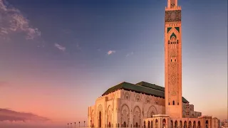 الشيخ عمر القزابري في آذان الفجر الخاشع الباكي سيأخدك بخيالك إلى الجنة 1441 2020 