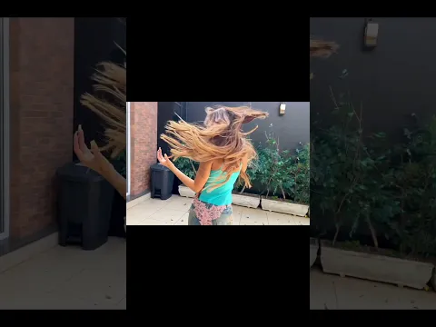“E se eu mudasse a música da trend”😏✨