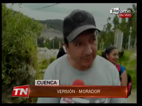 Denuncia por falta de arregló de vía Ezequiel Calle Pesántez