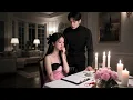 結婚3年他第一次回房還是醉酒後,本以為成為真正的夫妻了,他卻在床上喊白月光的名字!她失望透頂留下離婚協議離開,前夫卻後悔用遍苦肉計求她回頭!#撤回愛意#短劇 #短劇推薦 #drama #霸總 #愛情