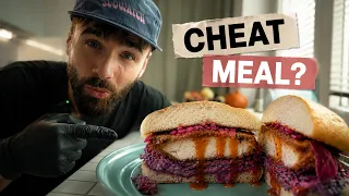 Vyzerá ako CHEAT MEAL Ale pozri sa, čo je vo vnútri🍔