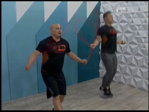 Rutina de ejercicios utilizando una cuerda