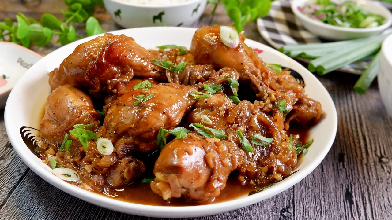 So Delicious Everyone Must Try! Chicken Adobo  Filipino Braised Drumstick Recipe  Adobong Manok