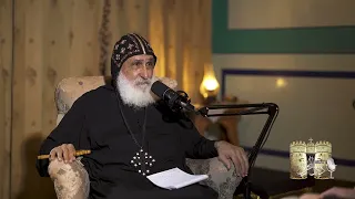 حافظ نجيب  من الجاسوسية إلى الرهبنة في دير المحرق والبابا كيرلس الخامس يكشف سره   بودكاست دير المحرق دندنها
