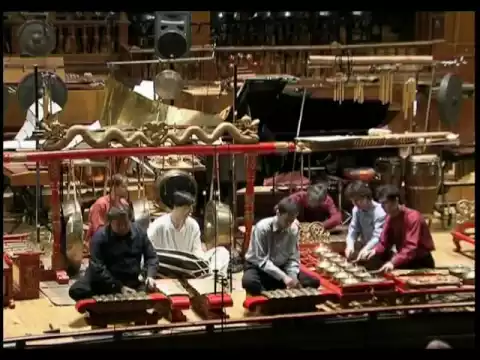 Download MP3 Indonesian gamelan medley from Java, Sunda and Bali